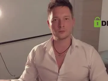 _wide_eyed_ – webcam model profile photo Image 10