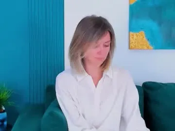 thecrystalcream chat room preview Image 18