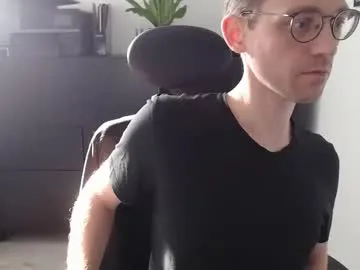 daddy_dom_chris Image 2