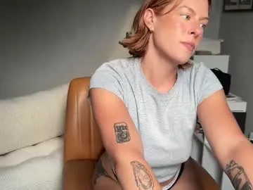 bridgetbottrell – webcam model profile photo Image 7