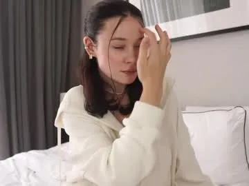 britanylee_01 – webcam model profile photo Image 11