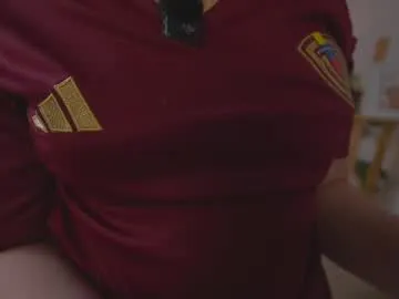 KellyKendricks chat room preview Image 18