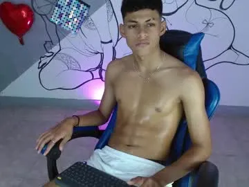 sareandrob – webcam model profile photo Image 2