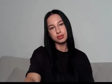 delly_love chat room preview