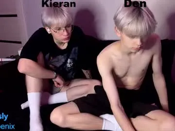 little_effy18_ chat room preview Image 13