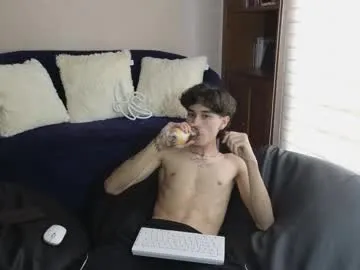 sareandrob – webcam model profile photo Image 2