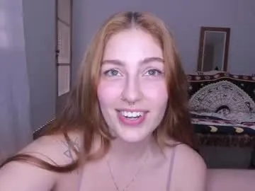 little_effy18_ chat room preview Image 17