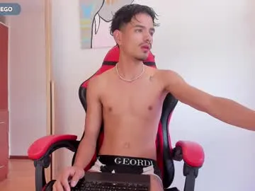 diego_latino Image 8