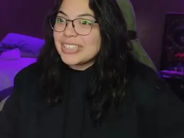 sareandrob – webcam model profile photo Image 14