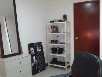 sigmasian – webcam model profile photo Image 8