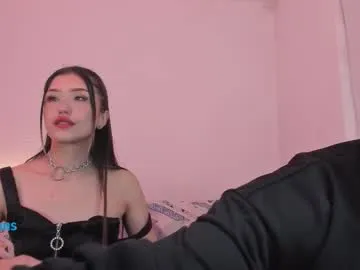 h0ney__p0t chat room preview Image 8