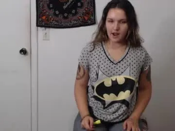 lucylia_ chat room preview Image 14