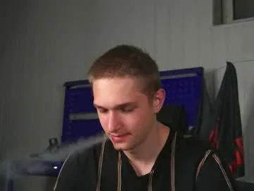 SweetMonicaUK – webcam model profile photo Image 19