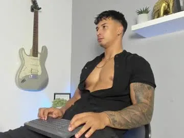 dylanrivera_ chat room preview