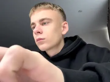 troy_bigtitan – webcam model profile photo Image 19