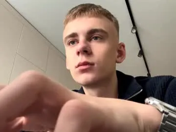 troy_bigtitan – webcam model profile photo Image 3