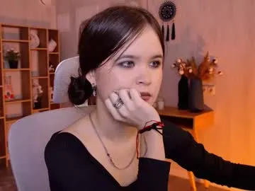 evamoretti chat room preview Image 6