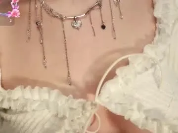 sereta_fin – webcam model profile photo Image 10