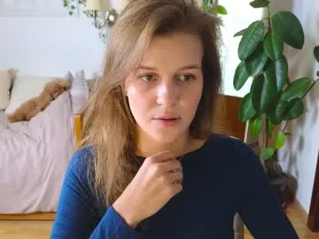 fixielu – webcam model profile photo Image 14