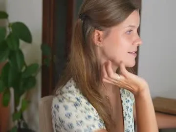 fixielu – webcam model profile photo Image 8