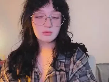 sherylov – webcam model profile photo Image 12