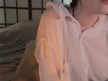 sherylov – webcam model profile photo Image 14