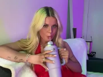 ella_hill chat room preview