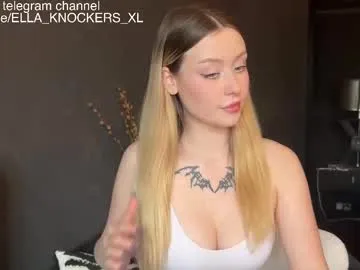 ella_knockers_xl Image 14