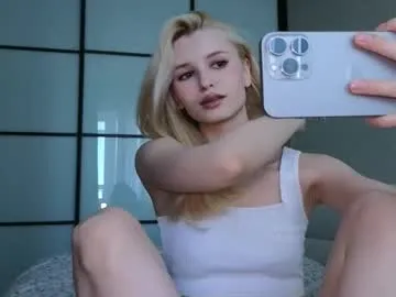 sigmasian – webcam model profile photo Image 19