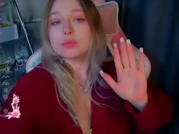 adeelinee chat room preview Image 5