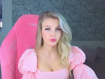 emilydancee chat room preview