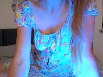 bella_stewartt – webcam model profile photo Image 9