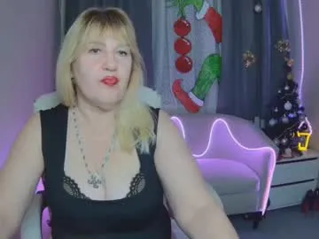 krisi_kiss – webcam model profile photo Image 5