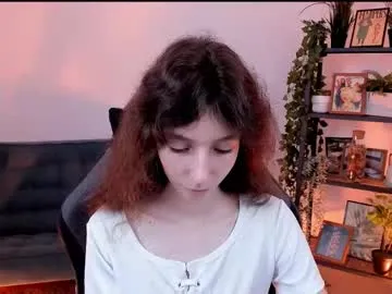 amairi_ – webcam model profile photo Image 4