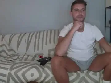 little_effy18_ chat room preview Image 10