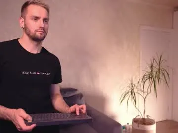 sexysister_ – webcam model profile photo Image 15