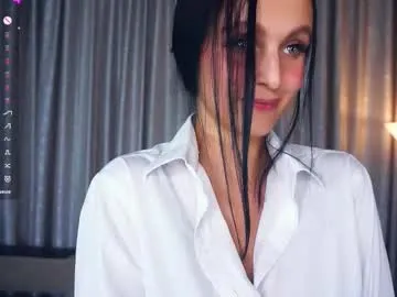 blushed_pussy – webcam model profile photo Image 12