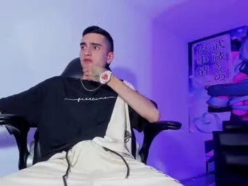 bright_diamonds_054 chat room preview Image 8