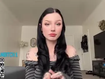 llia_orgel chat room preview Image 3