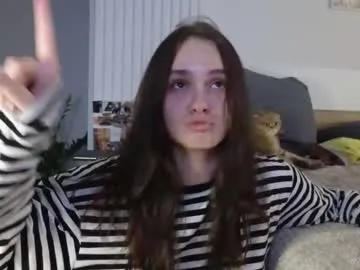 sareandrob – webcam model profile photo Image 11