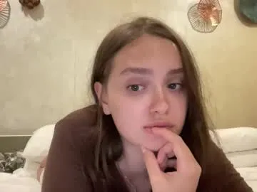 sareandrob – webcam model profile photo Image 12