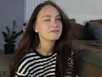 sareandrob – webcam model profile photo Image 15