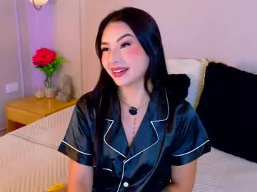 little_effy18_ chat room preview Image 15