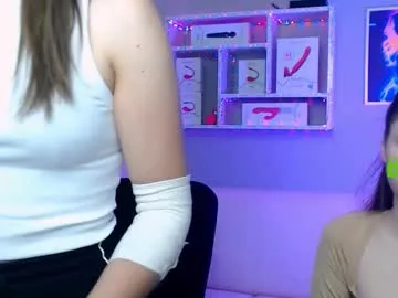 arina_13 chat room preview Image 19