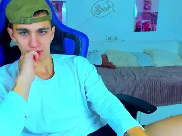 blonde_angel20 – webcam model profile photo Image 18