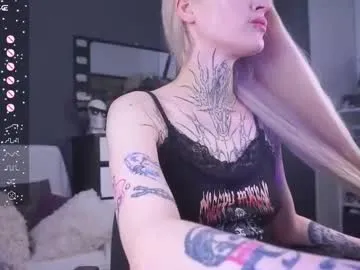 your_priya_77 chat room preview Image 17