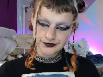 little_effy18_ chat room preview Image 10