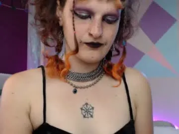 little_effy18_ chat room preview Image 13