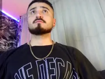 yahaira_26 – webcam model profile photo Image 17