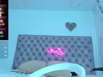 little_nabi – webcam model profile photo Image 9